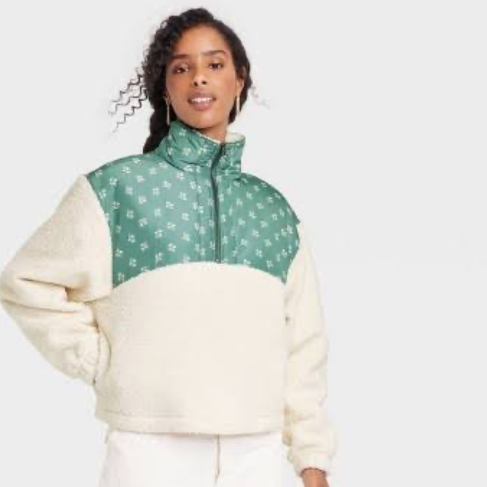 Universal Threads Quarter Zip Sherpa & florals